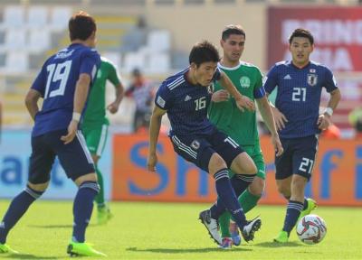 جام ملت های آسیا، شکست ناباورانه ژاپن مقابل ترکمنستان در نیمه اول با قضاوت فغانی