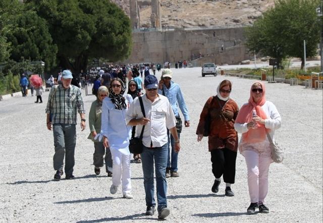 ثبت بیش از 253 هزار بازدید گردشگران خارجی از اماکن تاریخی ثبت بیش از 253 هزار بازدید گردشگران خارجی از اماکن تاریخی استان فارس