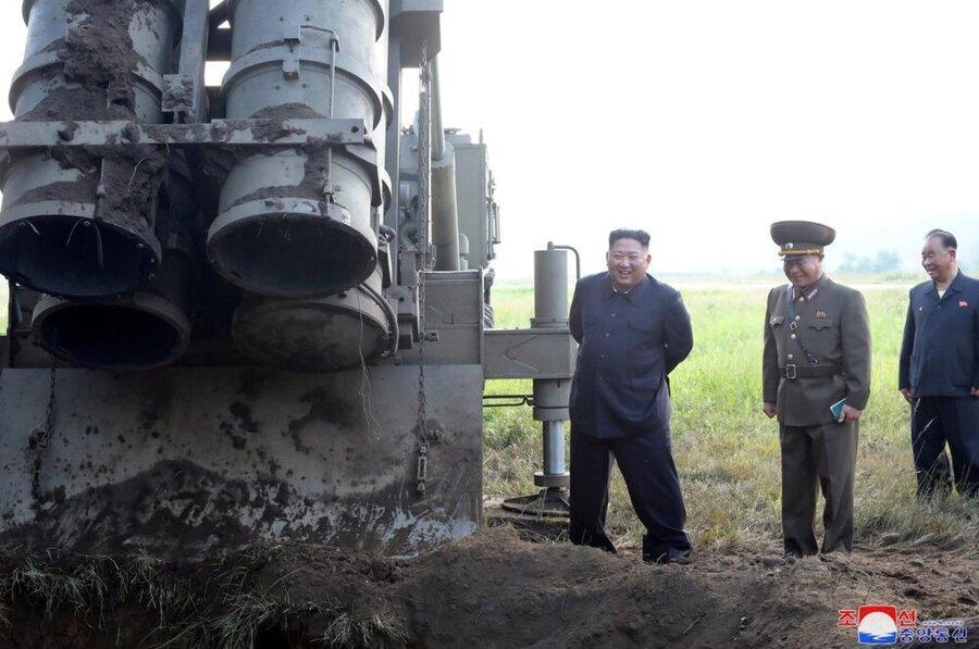 کره شمالی از آزمایش یک پرتابگر موشک چندگانه بسیار بزرگ اطلاع داد
