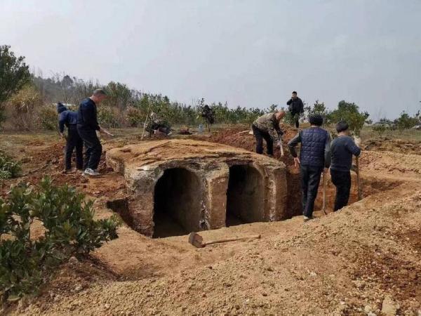 کشف مقبره ای دونفره در چین با یک پُل ابدیت
